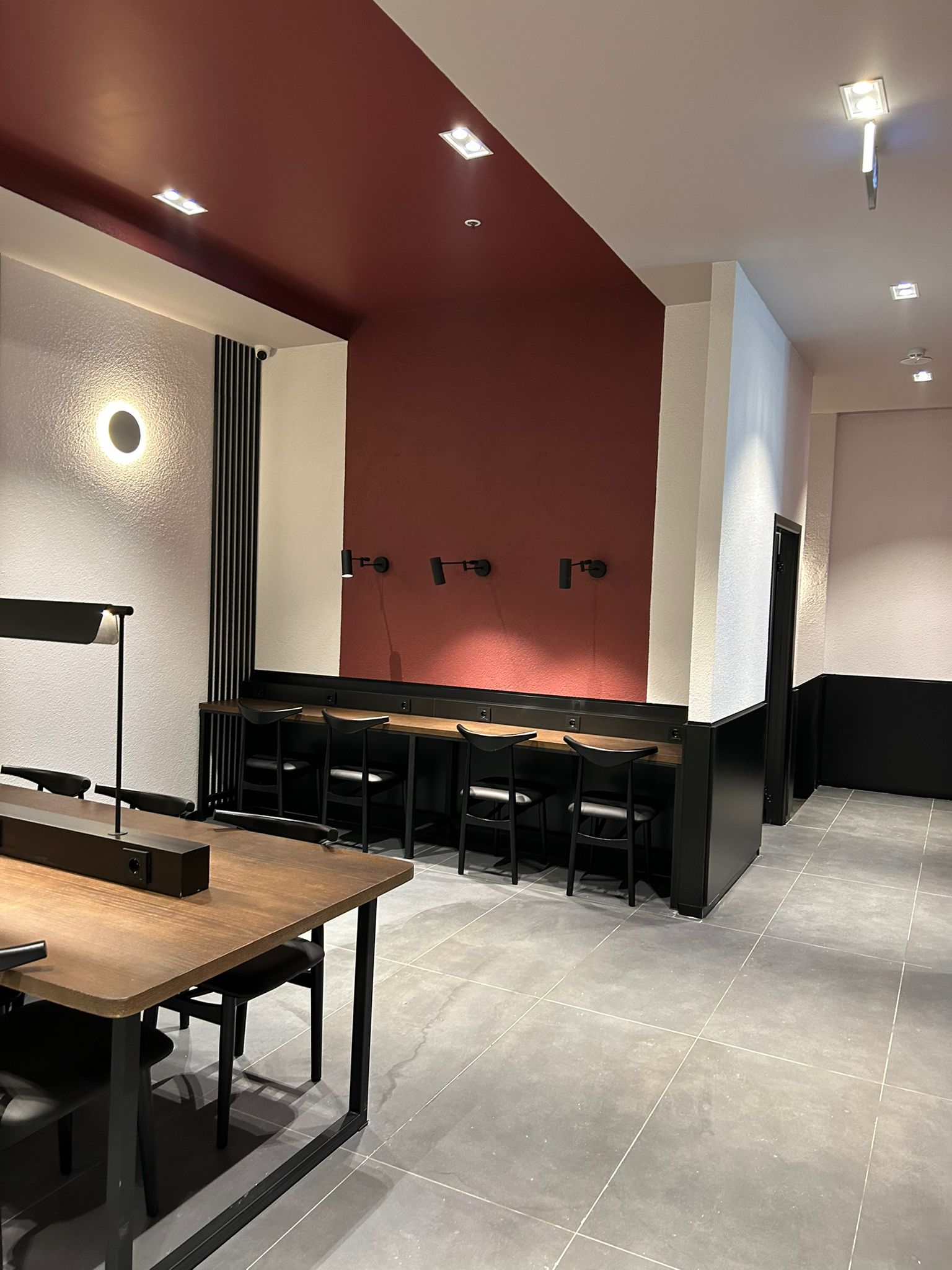 Cafe Restaurant - 9.jpg